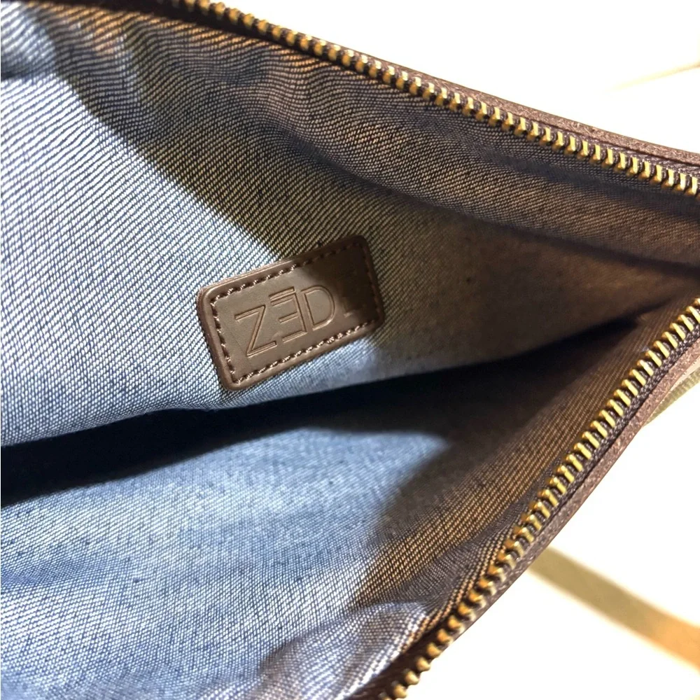 ZEDE unisex Stylish Brown Canvas Tote Bag - Picture 7 of 7